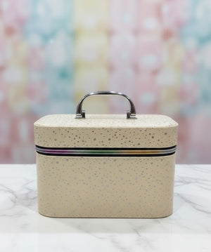 Handle-equipped makeup organizer bag